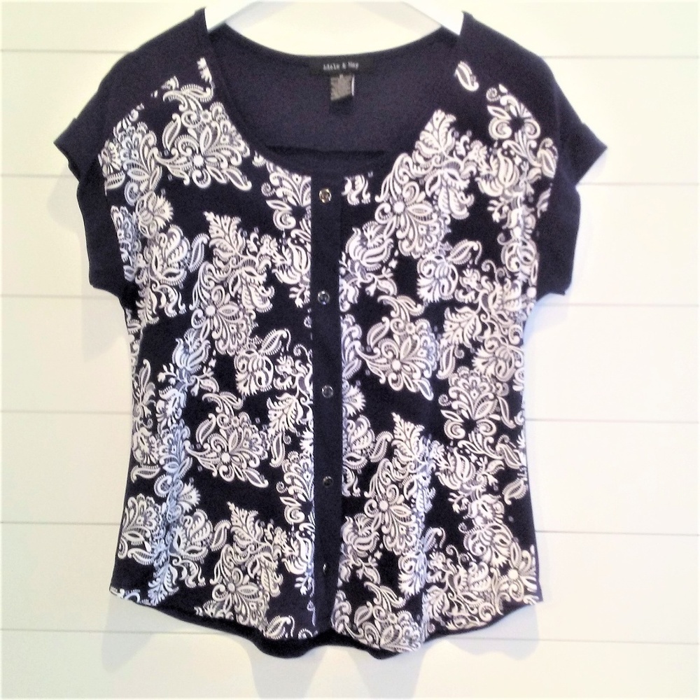 Adele‎ & May Navy Blue White Paisley Floral Button Front Knit Top Blouse Medium